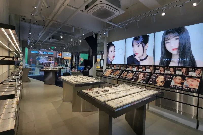 バニスタジオズ(BUNNI STUDIOS)メガネ 明洞本店(LENS TOWN 明洞店) (2/39)