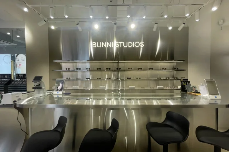 バニスタジオズ(BUNNI STUDIOS)メガネ 明洞本店(LENS TOWN 明洞店) (16/39)