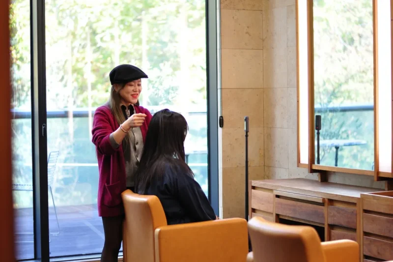 カラディ(CARADI)ソウル ヘアサロン - 江南 ヘッドスパ（スクラブトリートメント）、韓流スタイリング（ヘア＆メイクアップ）、パーソナルカラー (6/70)