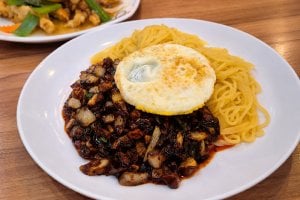 豊美（中華料理店）