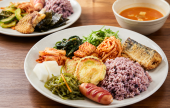 スニネ韓食ビュッフェ（韓国料理バイキング）